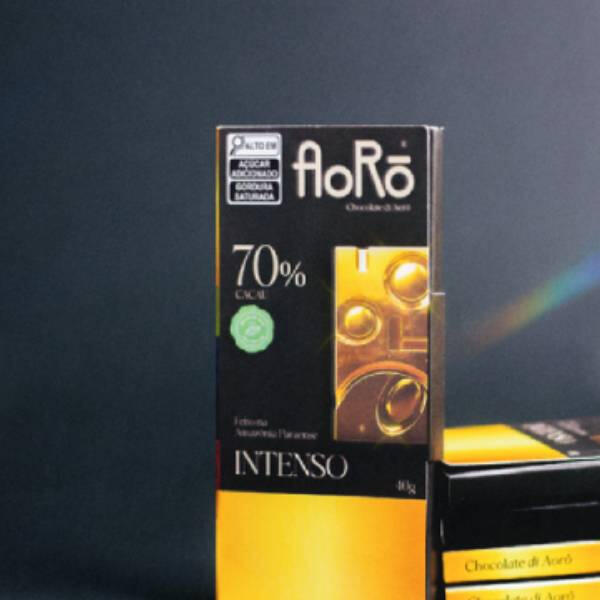 Imagem do chocolate Aorô 70%, disponível no catálogo de chocolates bean to bar da Omicha.