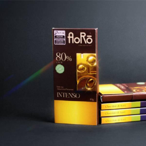 Imagem do chocolate Aorô 80%, disponível no catálogo de chocolates bean to bar da Omicha.